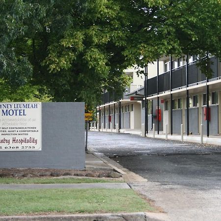 Blayney Leumeah Motel エクステリア 写真